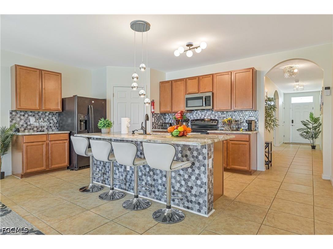 216 SW 29th Street Cape Coral FL 33914 2026015580 image5