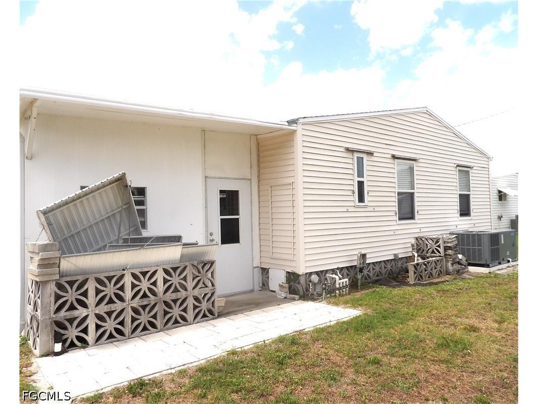 216 Shrub Lane N North Fort Myers FL 33917 2026018083 image18