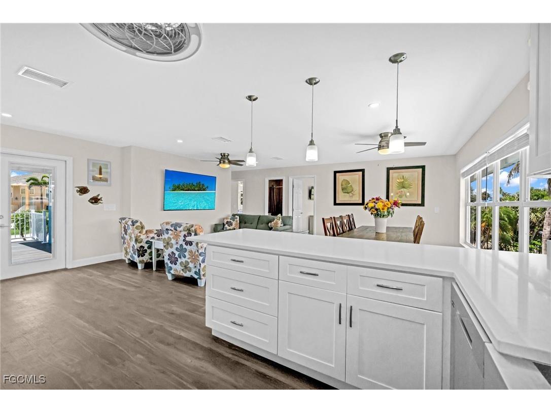 21631 Widgeon Terrace Fort Myers Beach FL 33931 2025020925 image18