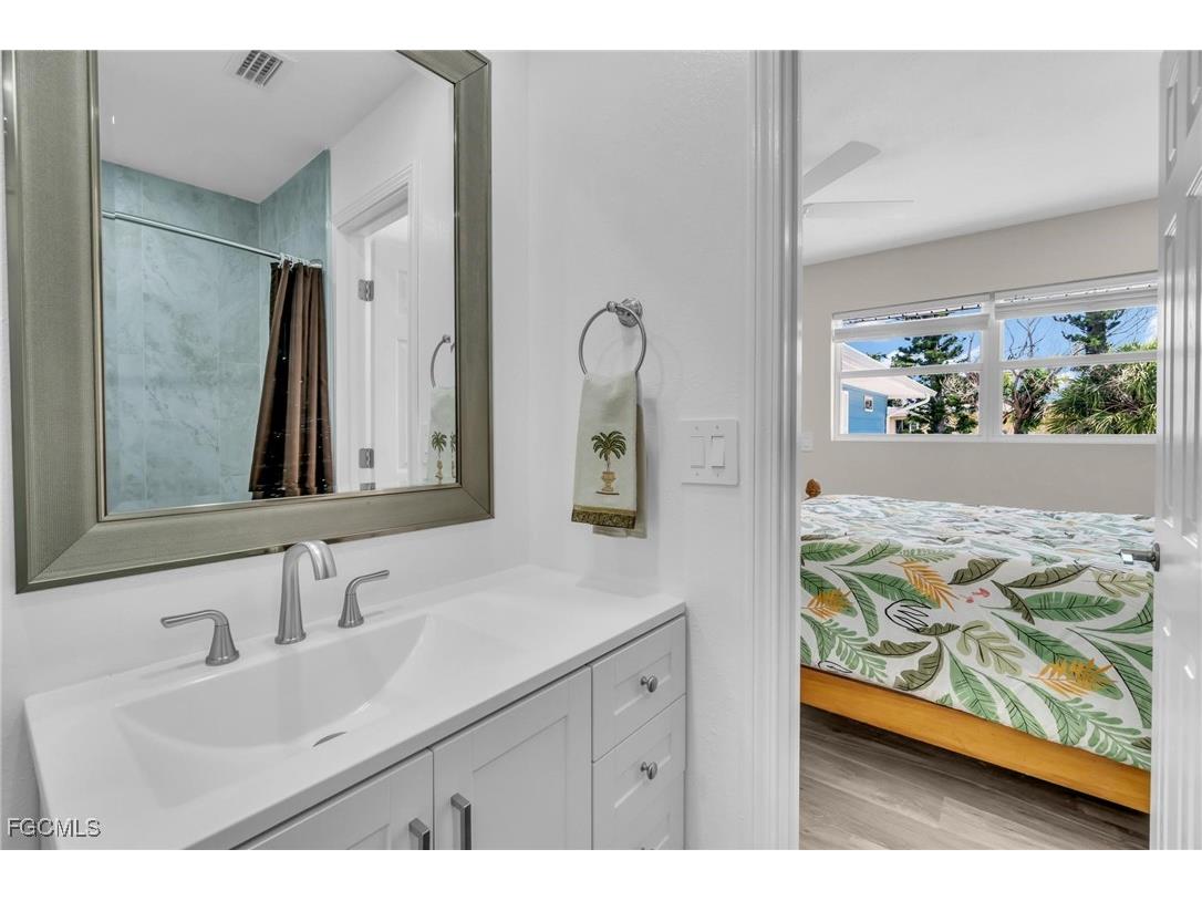 21631 Widgeon Terrace Fort Myers Beach FL 33931 2025020925 image29