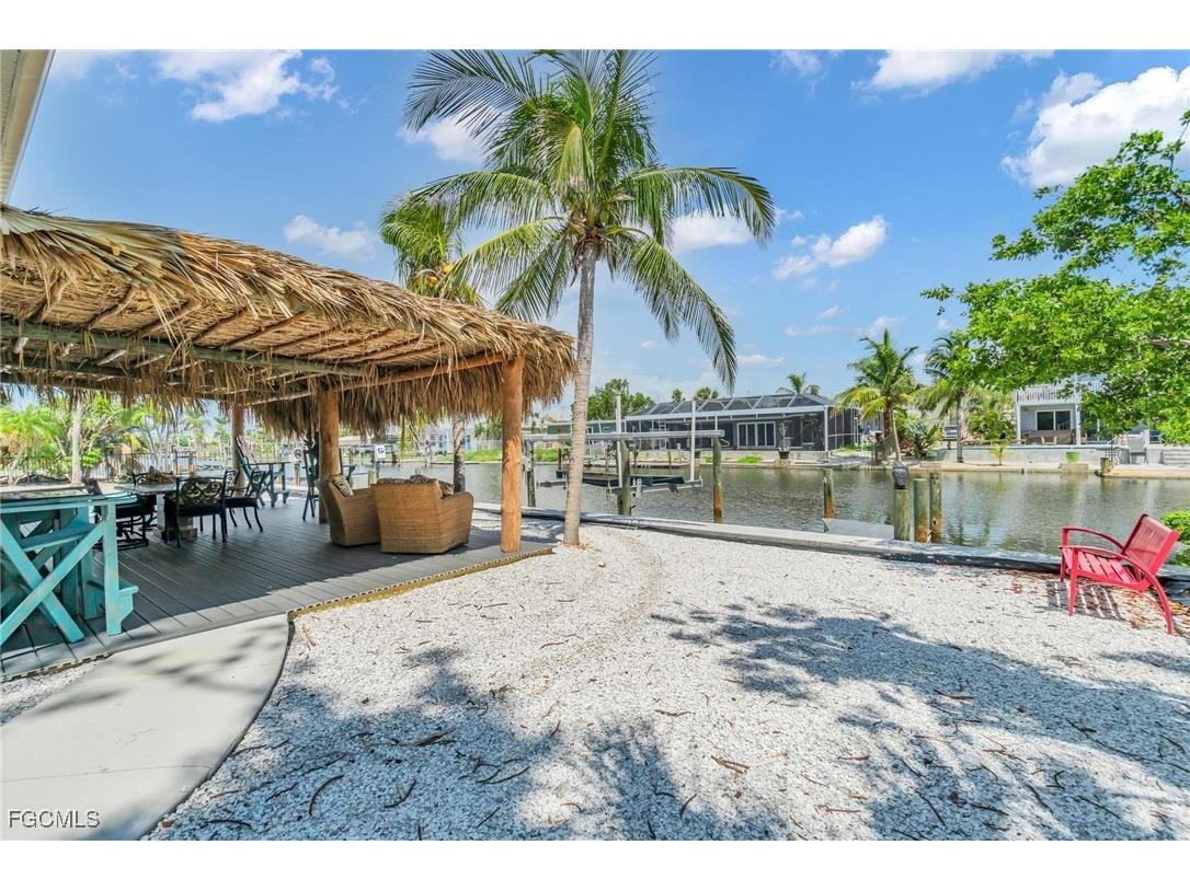 21631 Widgeon Terrace Fort Myers Beach FL 33931 2025020925 image6