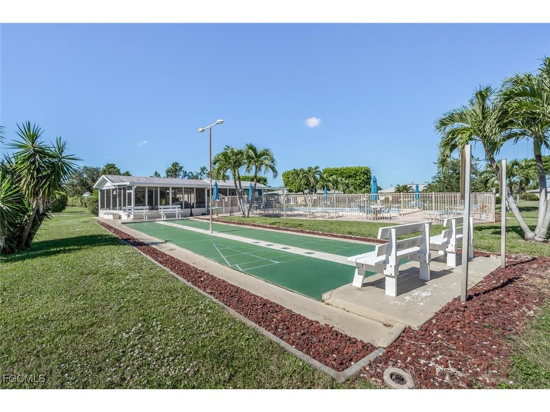 2164 Leisure Lane Fort Myers FL 33907 2025015398 image22
