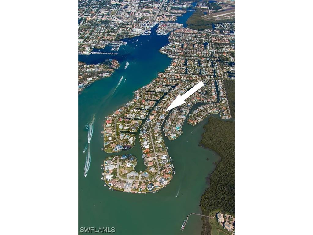 2165 Tarpon Road Naples FL 34102 223007229 image1