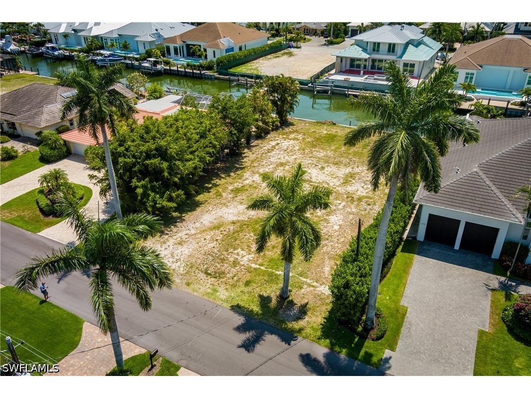 2165 Tarpon Road Naples FL 34102 226019371 image10