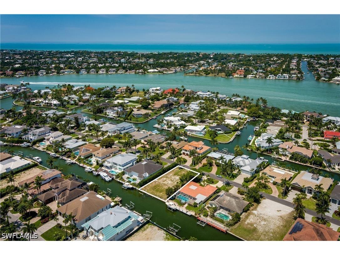2165 Tarpon Road Naples FL 34102 226019371 image16