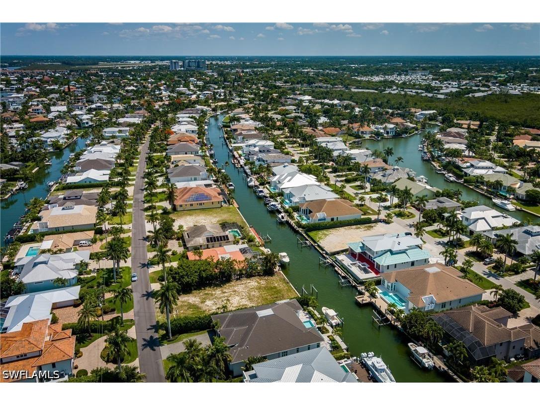 2165 Tarpon Road Naples FL 34102 226019371 image19