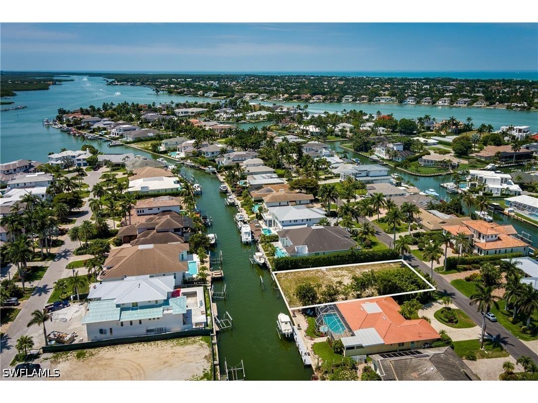 2165 Tarpon Road Naples FL 34102 226019371 image2