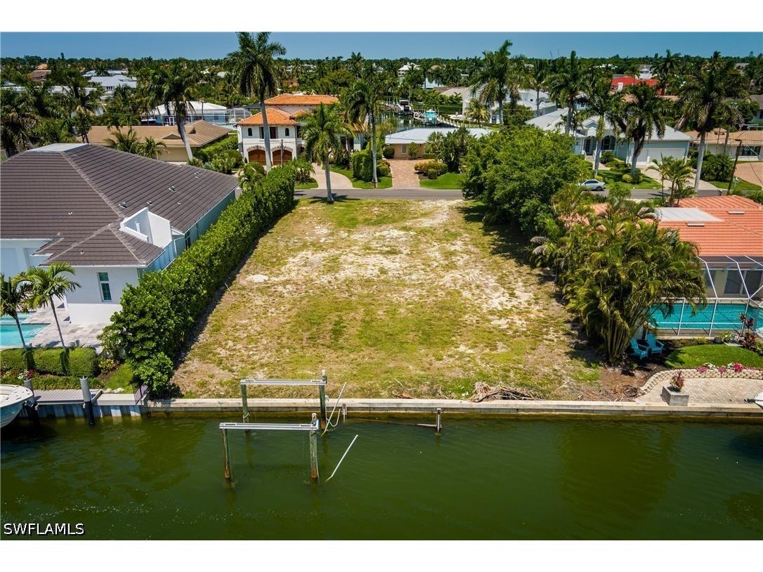 2165 Tarpon Road Naples FL 34102 226019371 image6