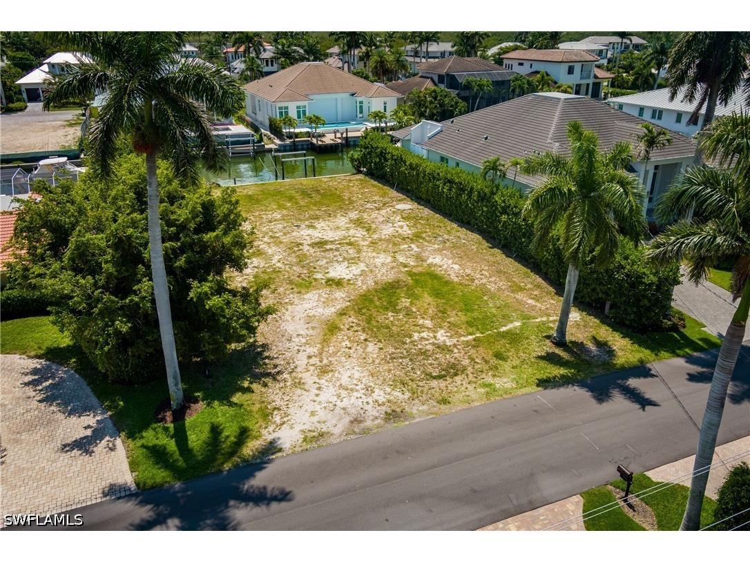 2165 Tarpon Road Naples FL 34102 226019371 image9