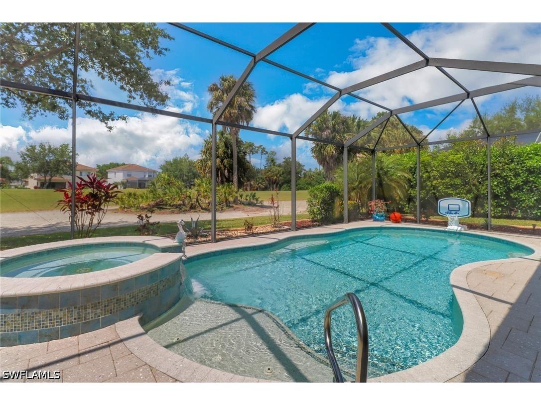 2165 Vardin Place Naples FL 34120 226019918 image10