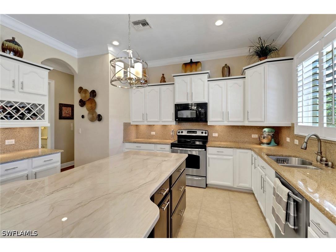 2165 Vardin Place Naples FL 34120 226019918 image4