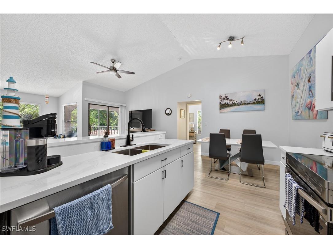 2166 Arbour Walk Circle #2421 Naples FL 34109 225080388 image21