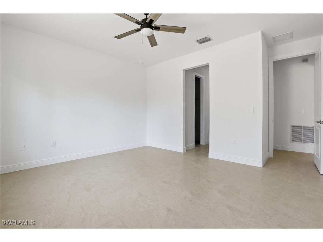2167 Della Drive Naples FL 34117 226002359 image17