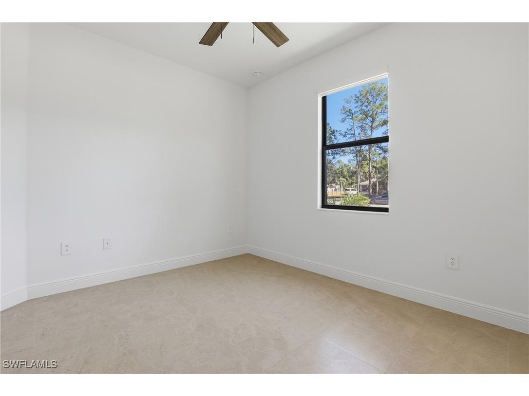2167 Della Drive Naples FL 34117 226002359 image20