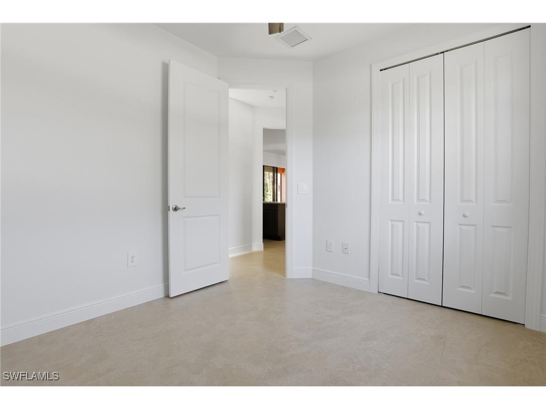 2167 Della Drive Naples FL 34117 226002359 image23