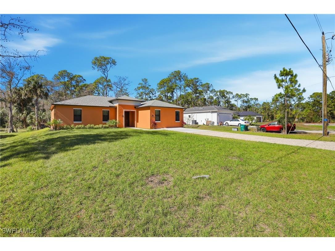 2167 Della Drive Naples FL 34117 226002359 image3