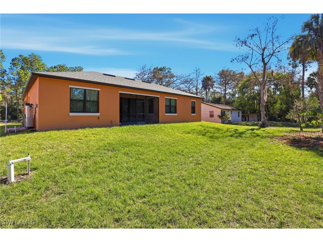 2167 Della Drive Naples FL 34117 226002359 image37