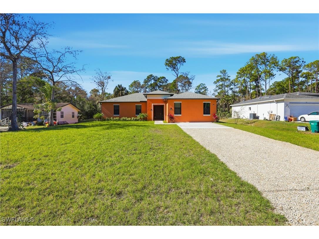 2167 Della Drive Naples FL 34117 226002359 image4