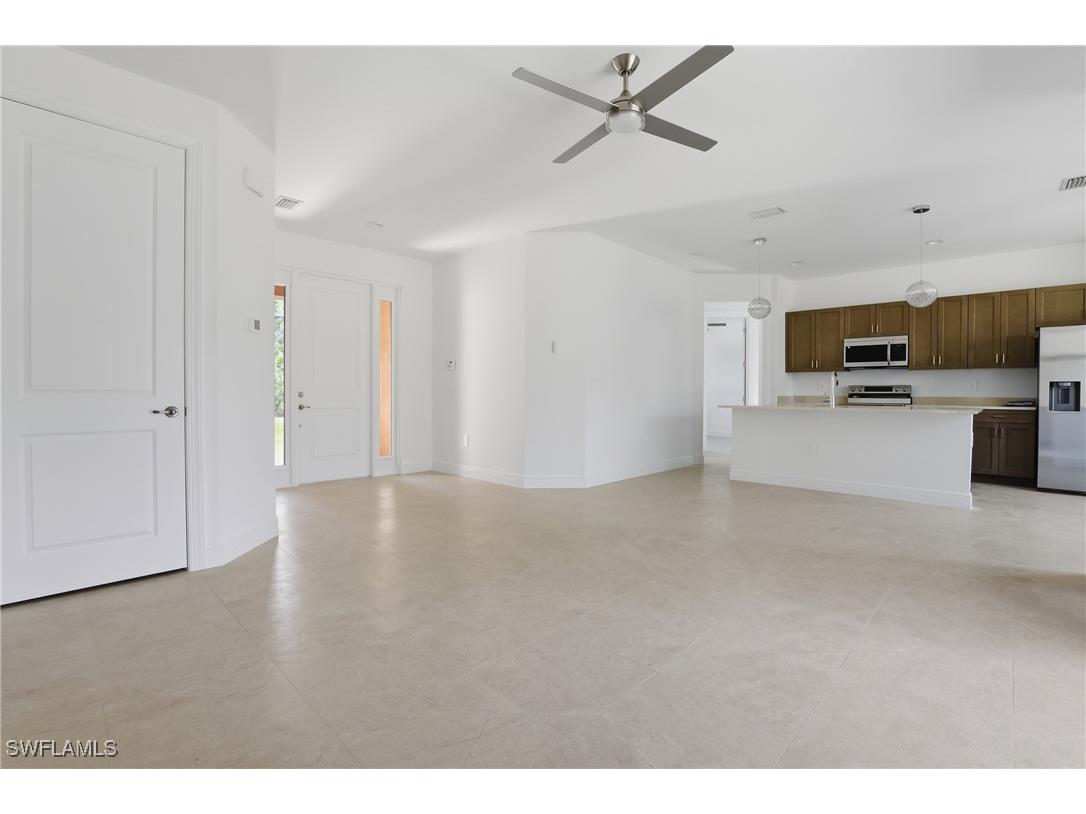 2167 Della Drive Naples FL 34117 226002359 image7
