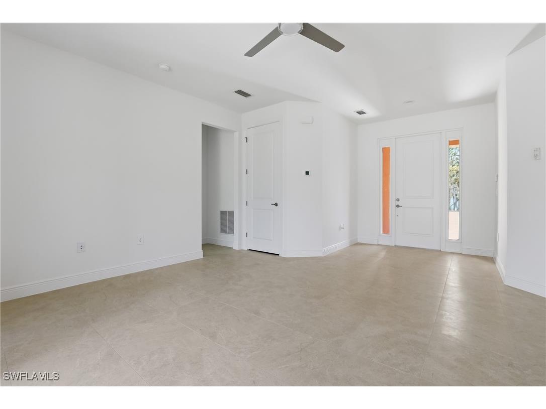 2167 Della Drive Naples FL 34117 226002359 image8
