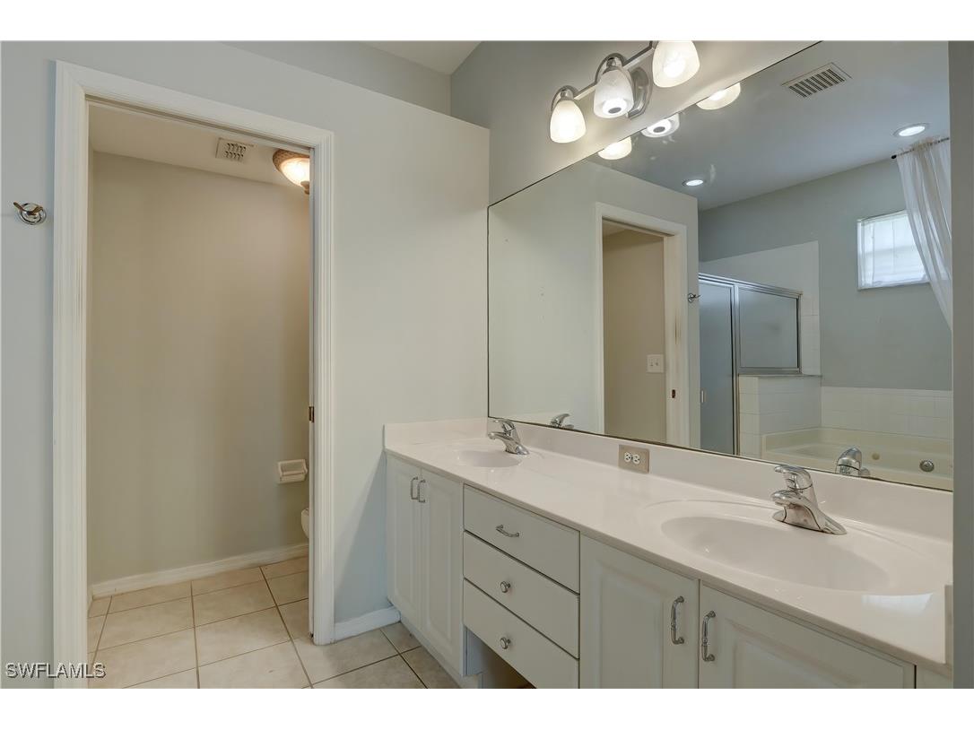 21670 Berwhich Run Estero FL 33928 225075605 image16