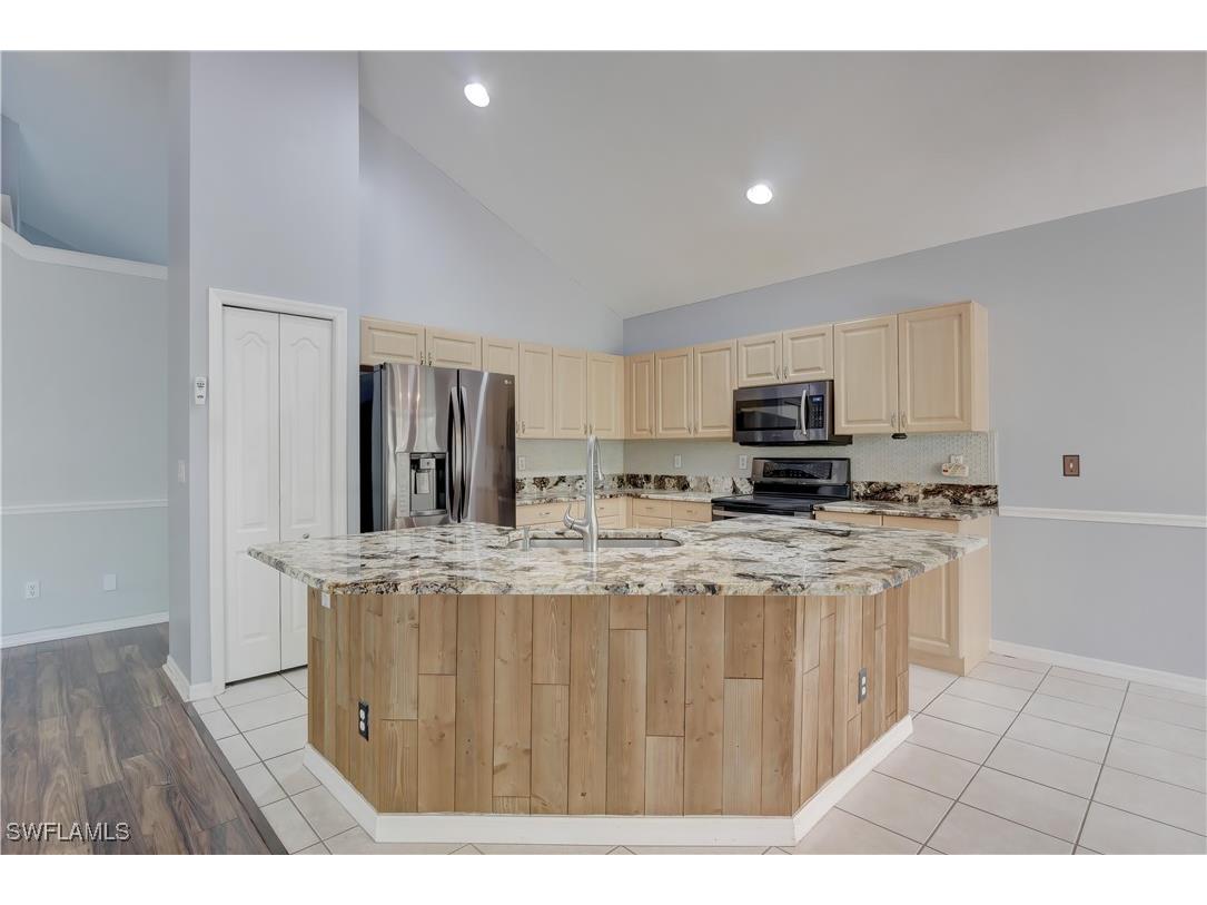 21670 Berwhich Run Estero FL 33928 225075605 image9