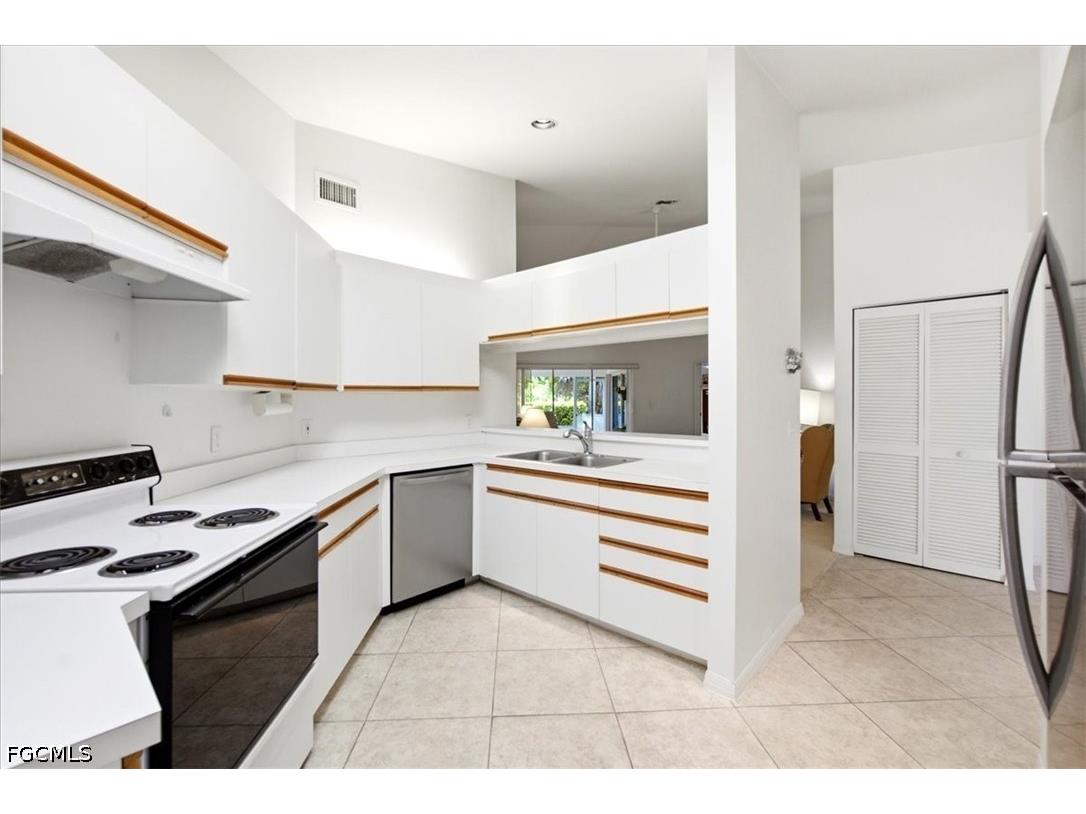 21681 Sungate Court Estero FL 33928 2026028240 image8