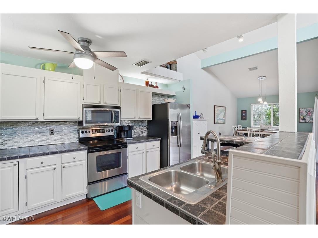 21697/699 Indian Bayou Drive Fort Myers Beach FL 33931 226002028 image10