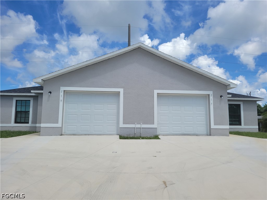 217/219 Cape Coral Parkway W Cape Coral FL 33914 2026022724 image1