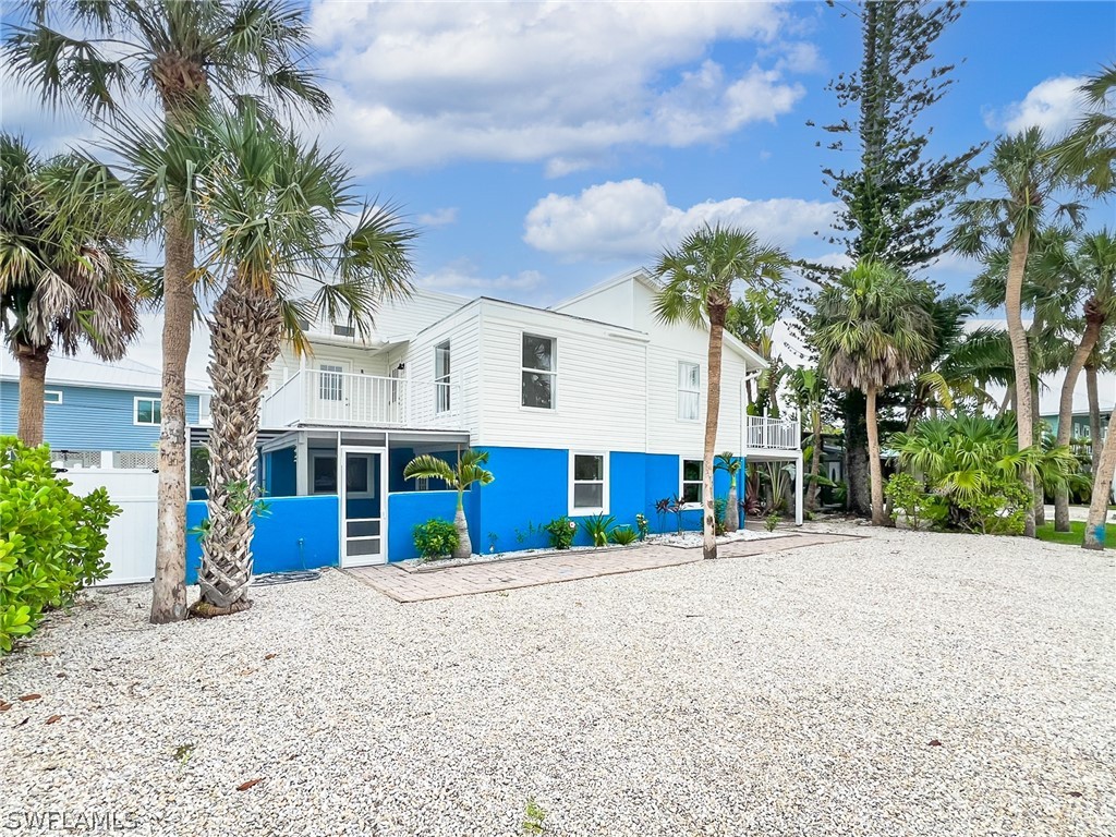 217 Delmar Avenue Fort Myers Beach FL 33931 224044467 image1