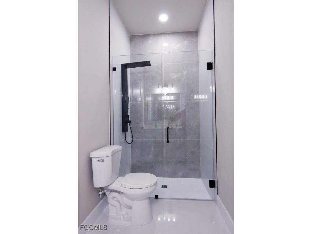 217 Greenbriar Boulevard Lehigh Acres FL 33972 2025023862 image11