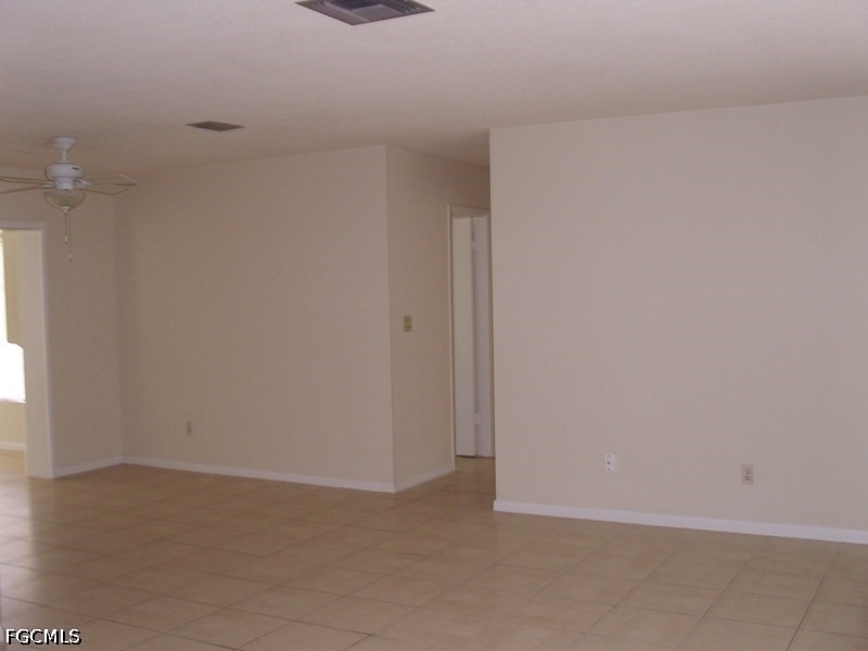 217 Jayview Avenue Lehigh Acres FL 33936 2026023649 image2