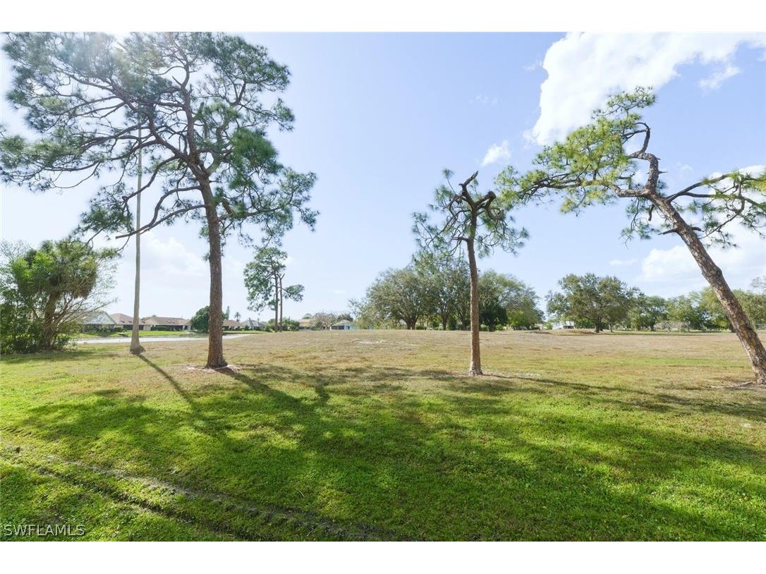 217 Marseille Drive Naples FL 34112 226009403 image25