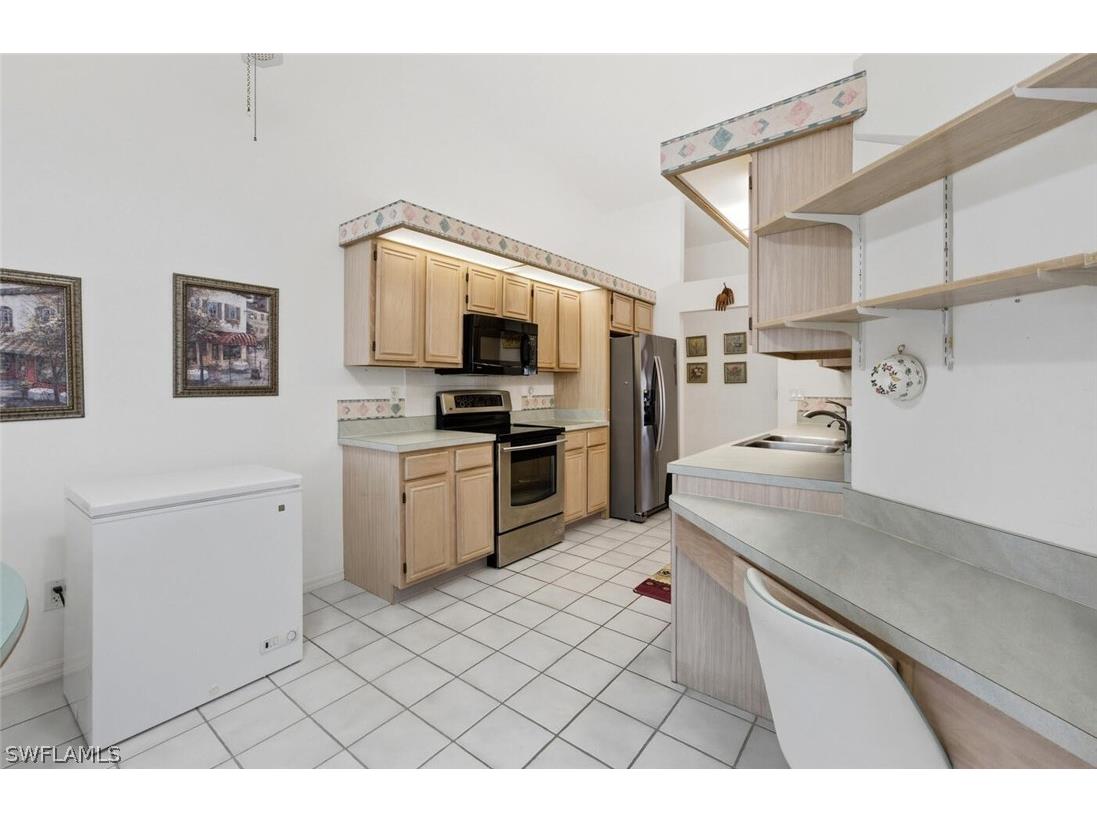 217 Marseille Drive Naples FL 34112 226009403 image6
