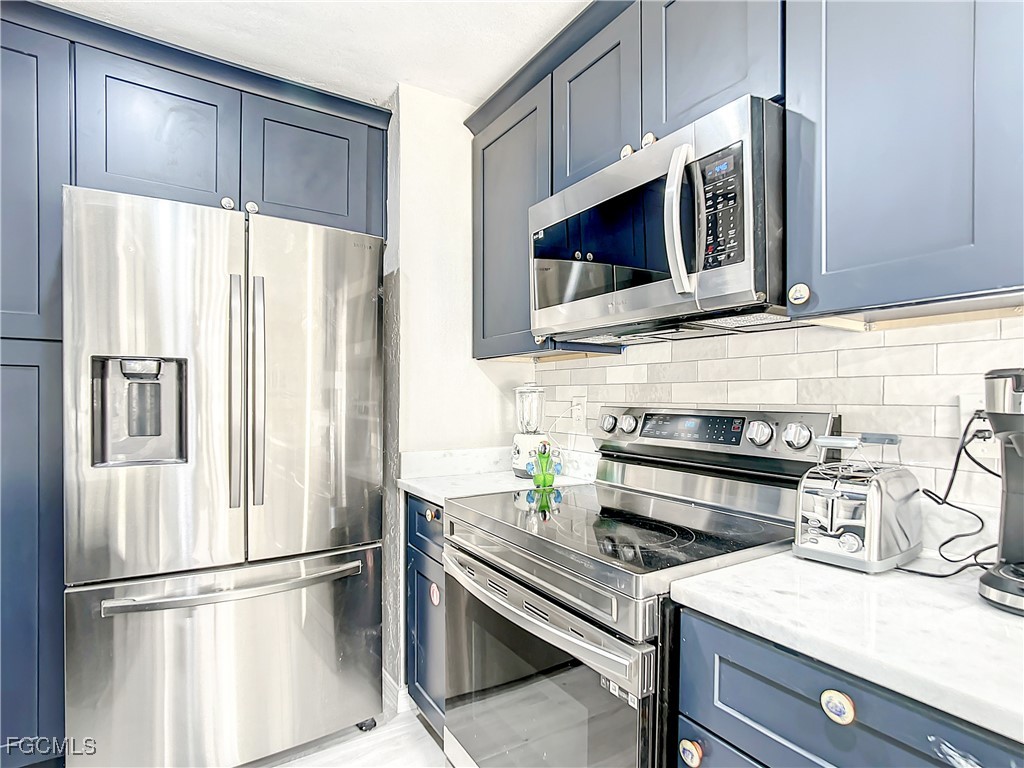 217 Miramar Street Fort Myers Beach FL 33931 2025012799 image8