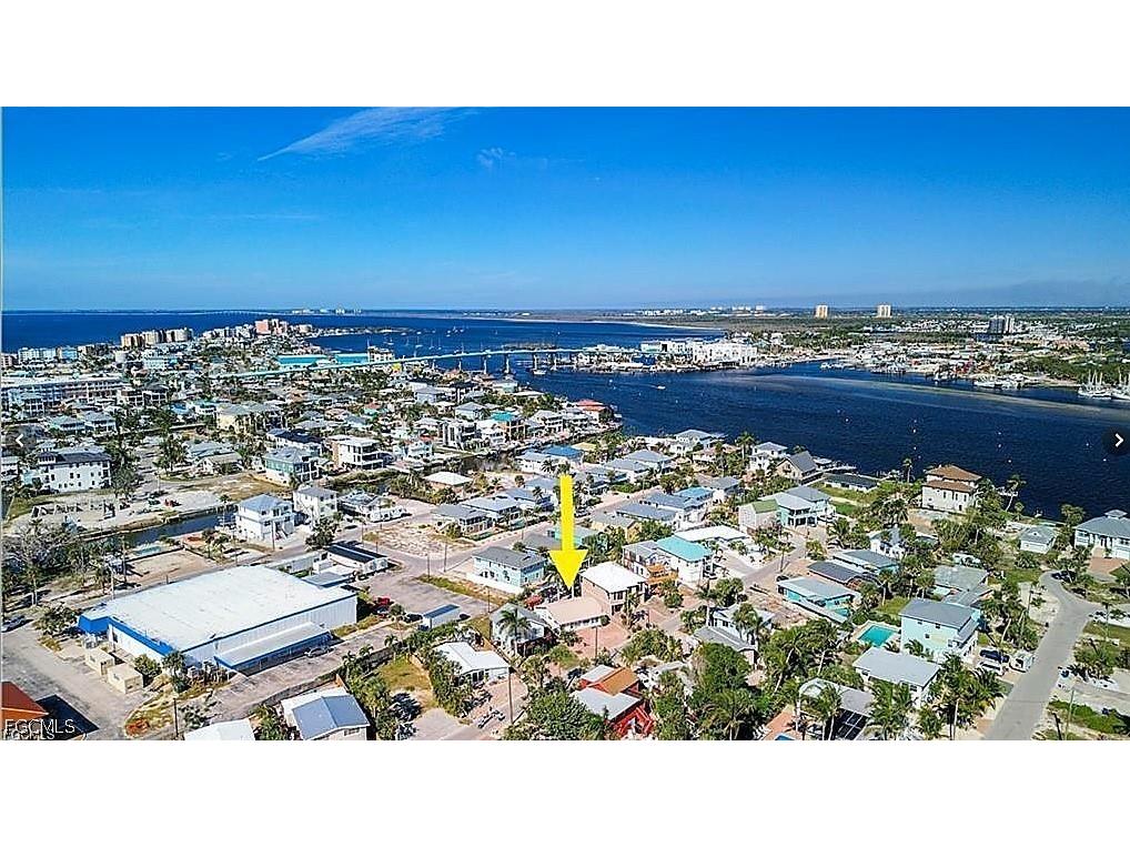217 Miramar Street Fort Myers Beach FL 33931 2026028988 image5