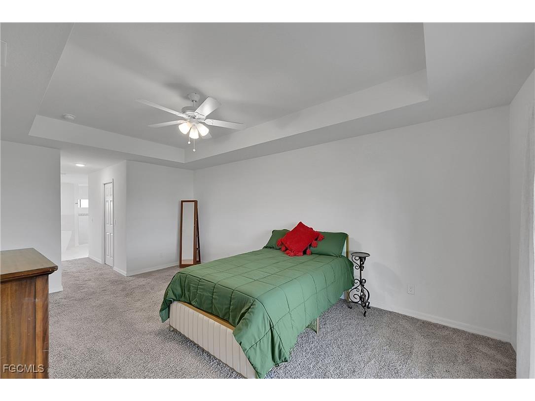 217 NE 20th Terrace Cape Coral FL 33909 2025012764 image10