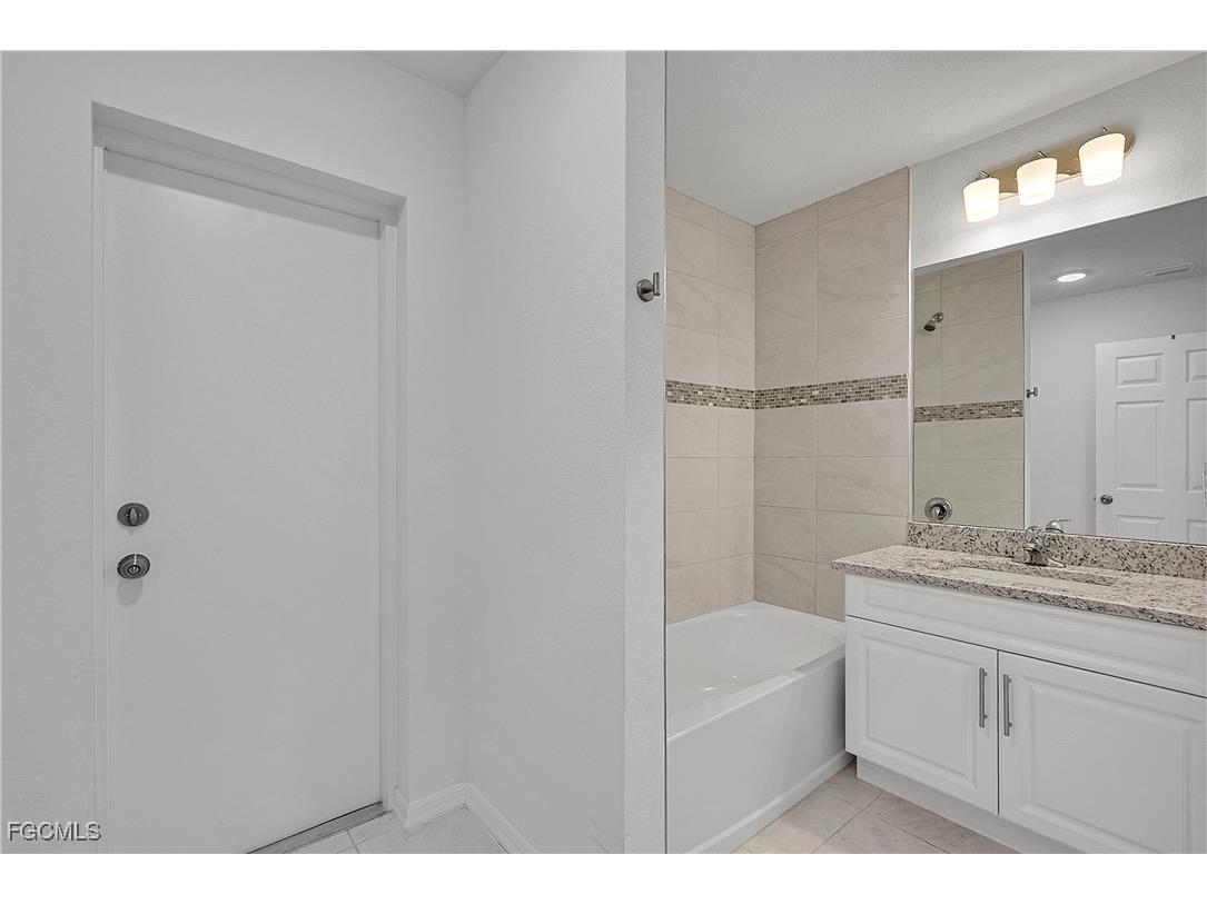 217 NE 20th Terrace Cape Coral FL 33909 2025012764 image16