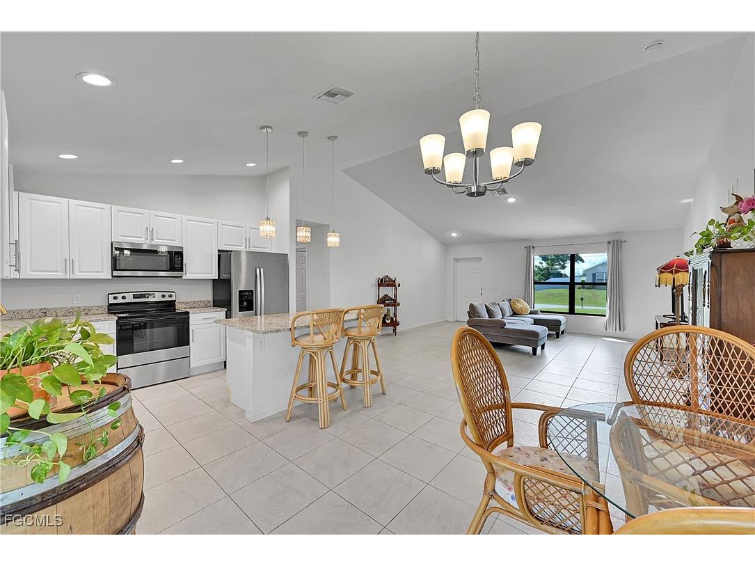 217 NE 20th Terrace Cape Coral FL 33909 2025012764 image8