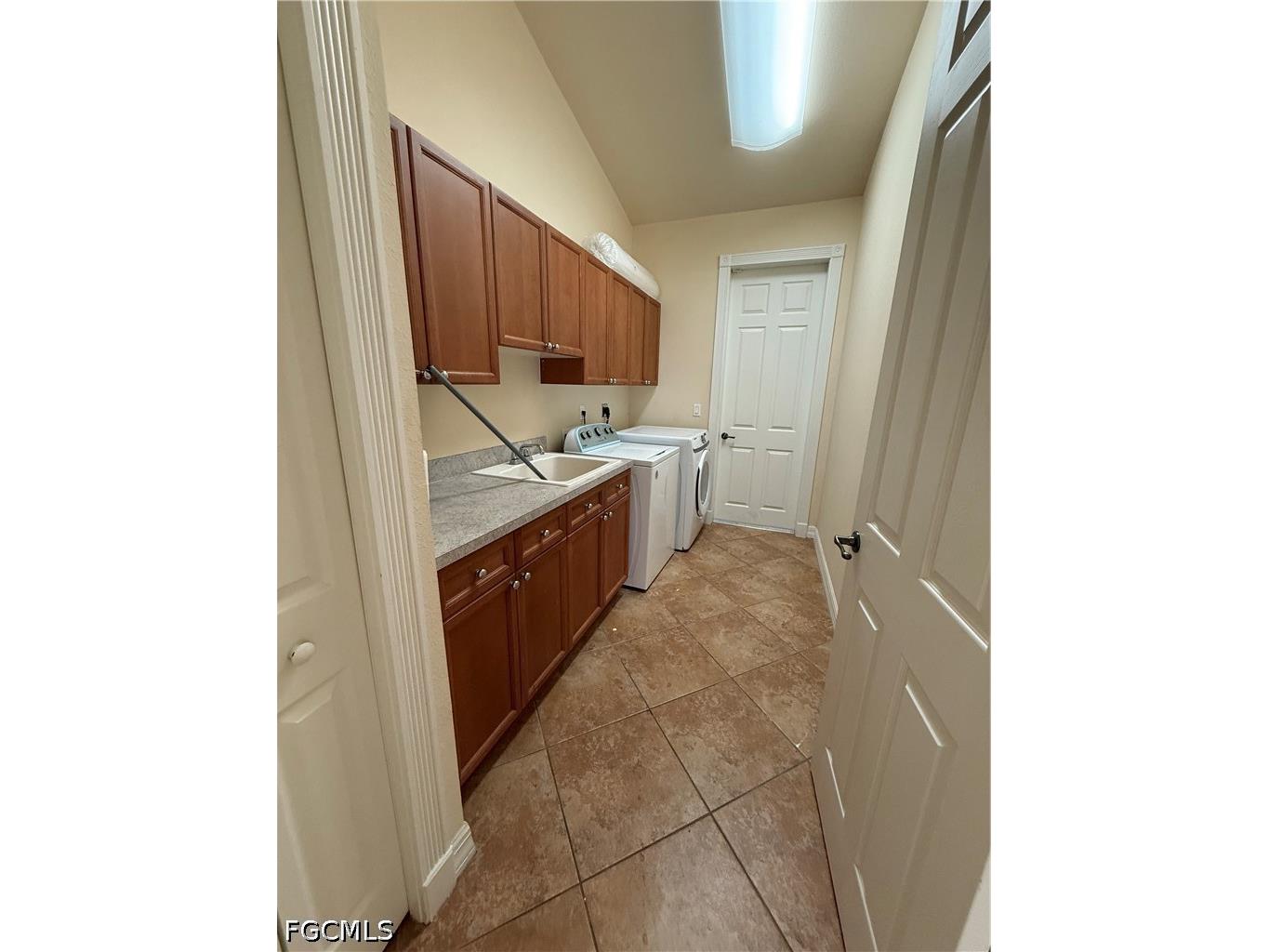 217 NE 21st Place Cape Coral FL 33909 2026023798 image34