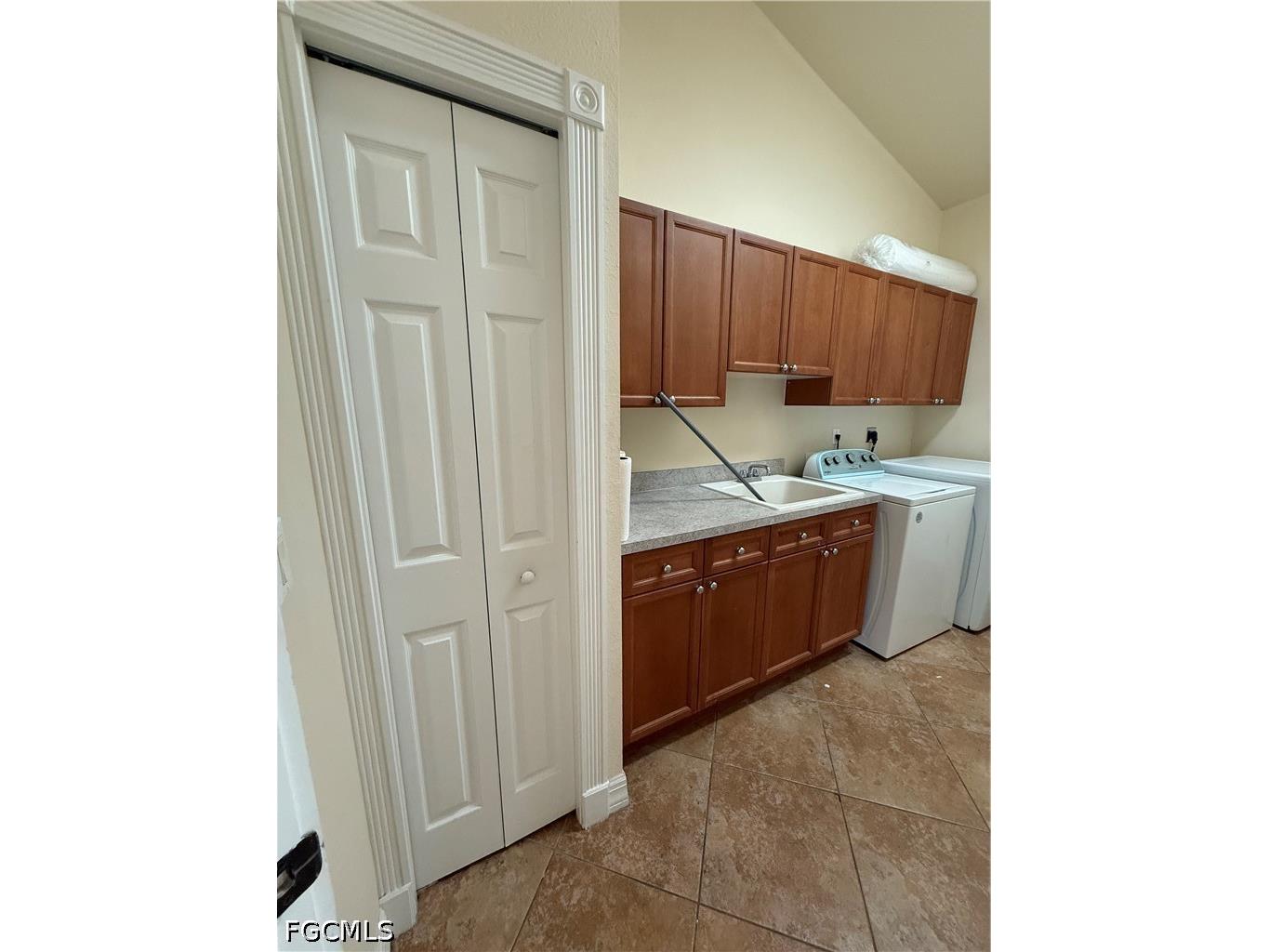 217 NE 21st Place Cape Coral FL 33909 2026023798 image43