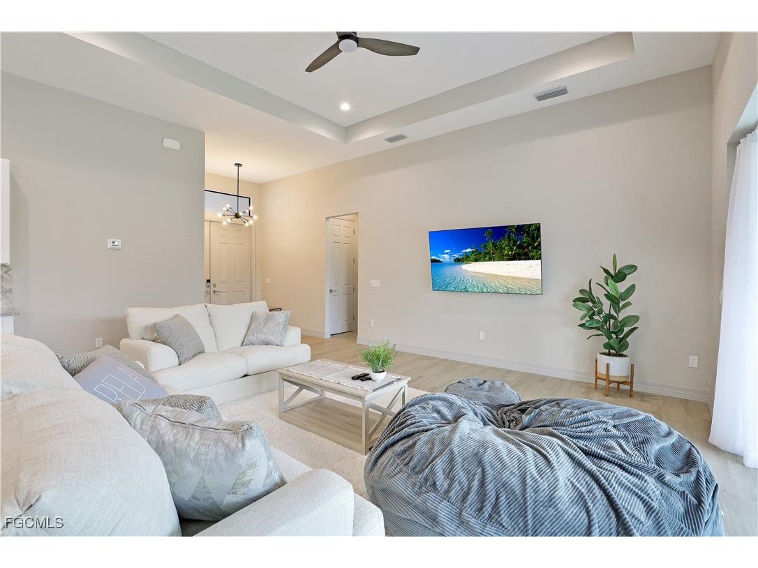 217 NW 36th Avenue Cape Coral FL 33993 2025011450 image3