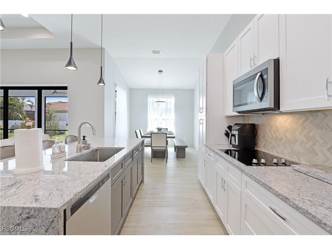 217 NW 36th Avenue Cape Coral FL 33993 2025011450 image8