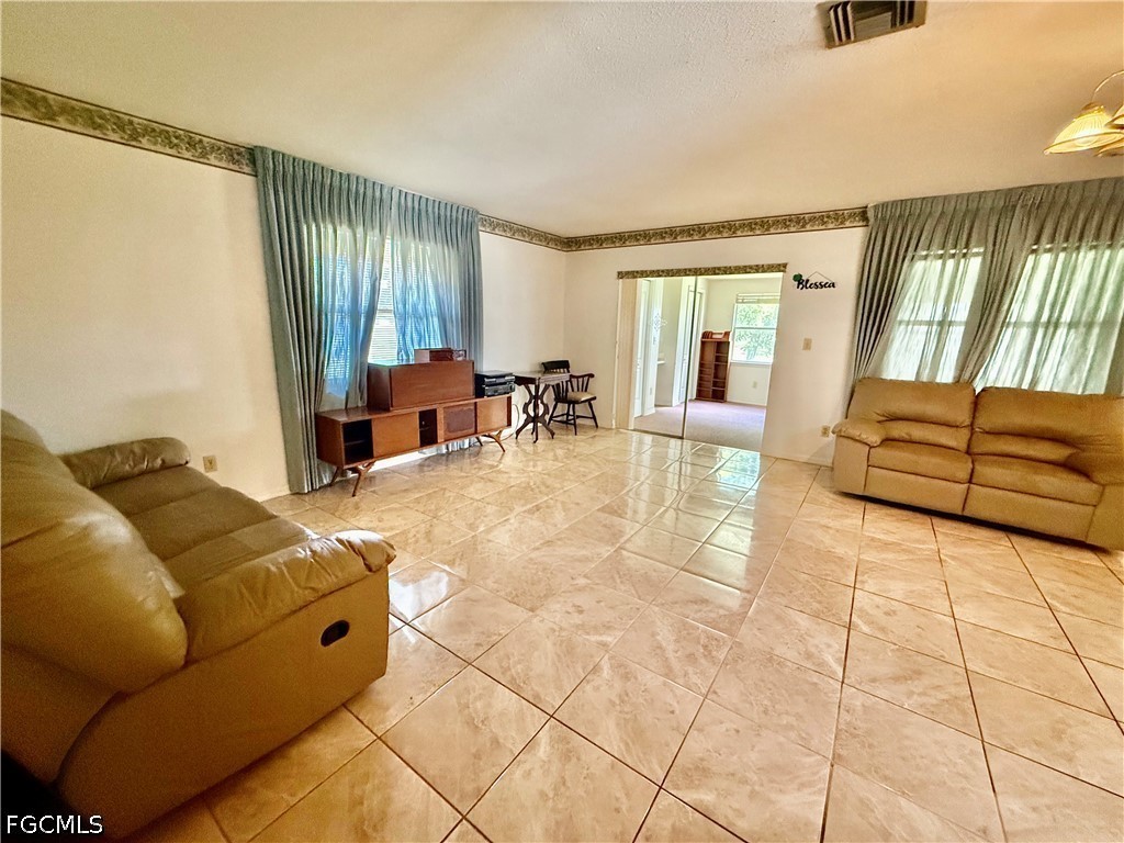 217 Oaklawn Court Lehigh Acres FL 33936 2026026312 image11