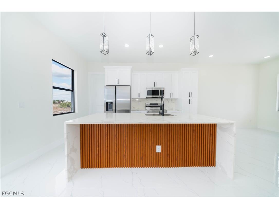 217 Pembroke Street Lehigh Acres FL 33974 2026009373 image8