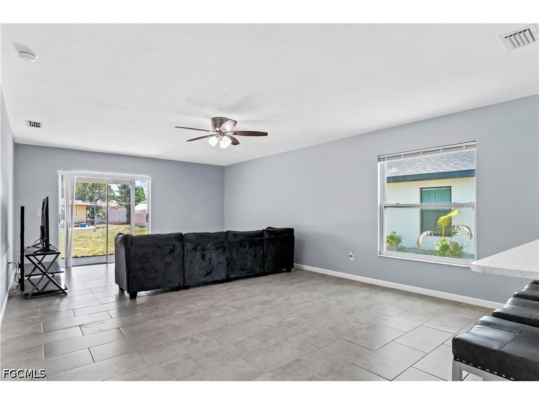 215-217 SE 24th Avenue Cape Coral FL 33990 2026019158 image18