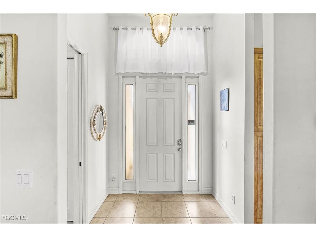 217 SW 43rd Terrace Cape Coral FL 33914 2025017110 image26