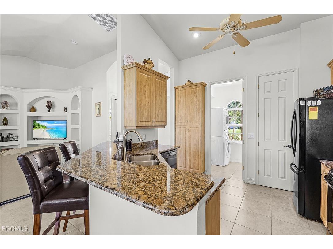 217 SW 43rd Terrace Cape Coral FL 33914 2025017110 image3