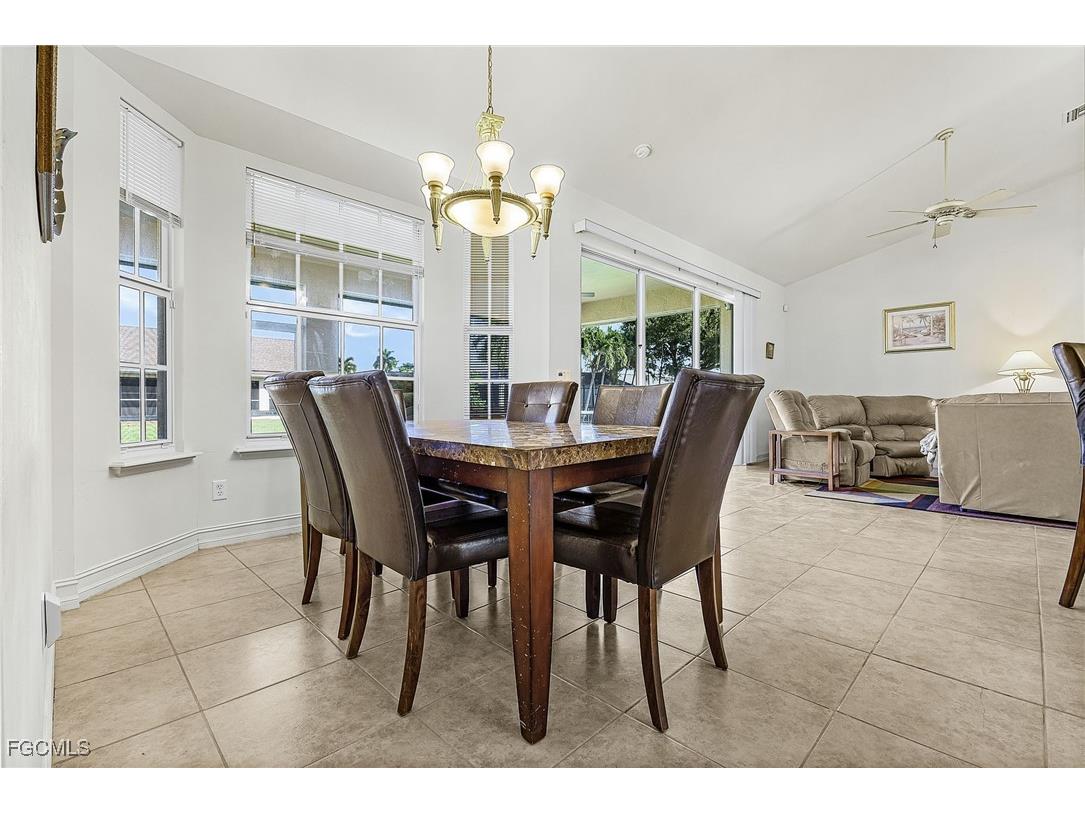 217 SW 43rd Terrace Cape Coral FL 33914 2025017110 image5