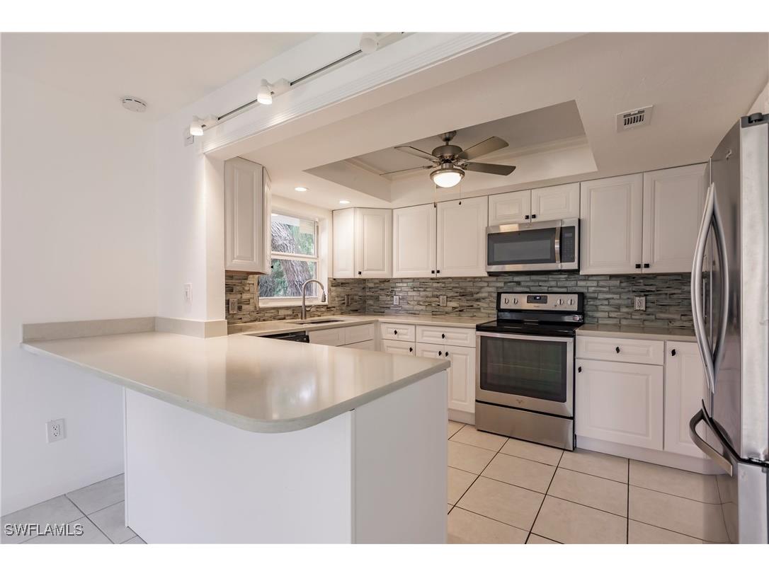 217 Yorkshire Court #2 Naples FL 34112 225062476 image12